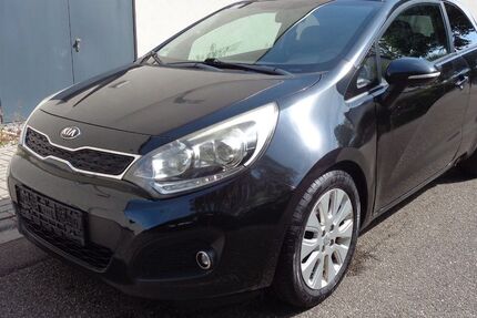Kia Rio 251.500 km 2.450 &euro; Breisach am Rhein 79206