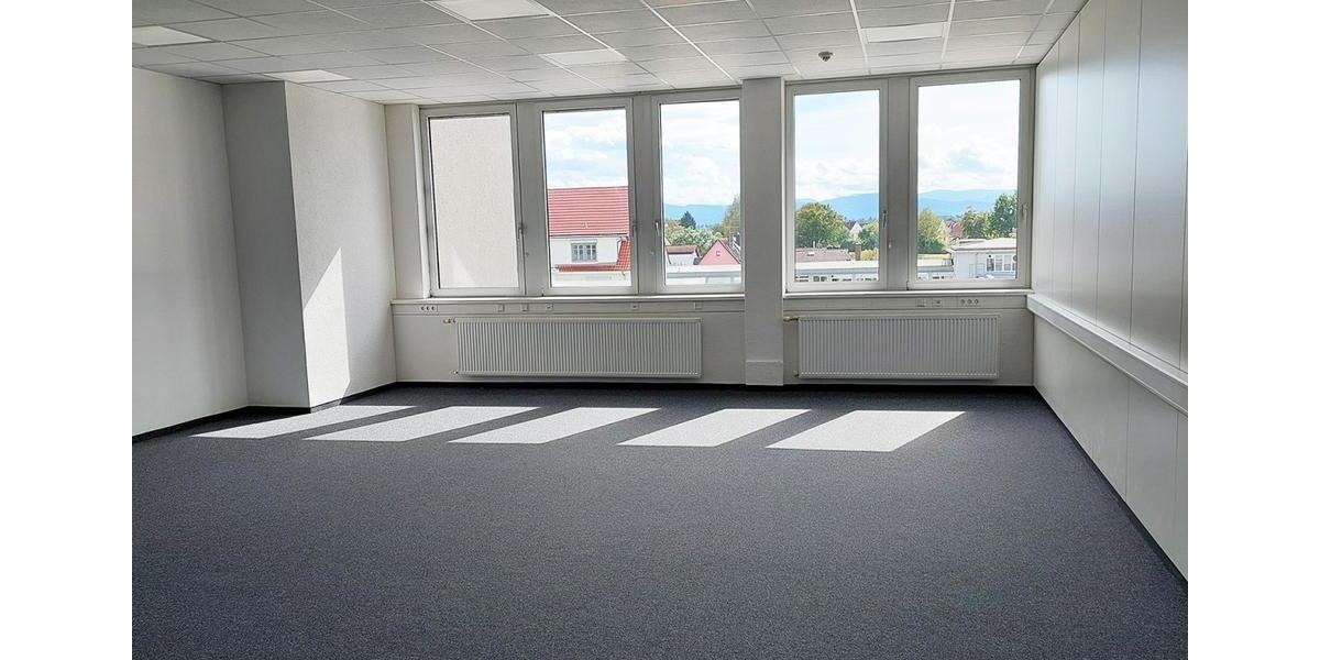 Gewerbeobjekt Teningen - 7&euro; | Angebot:23809330