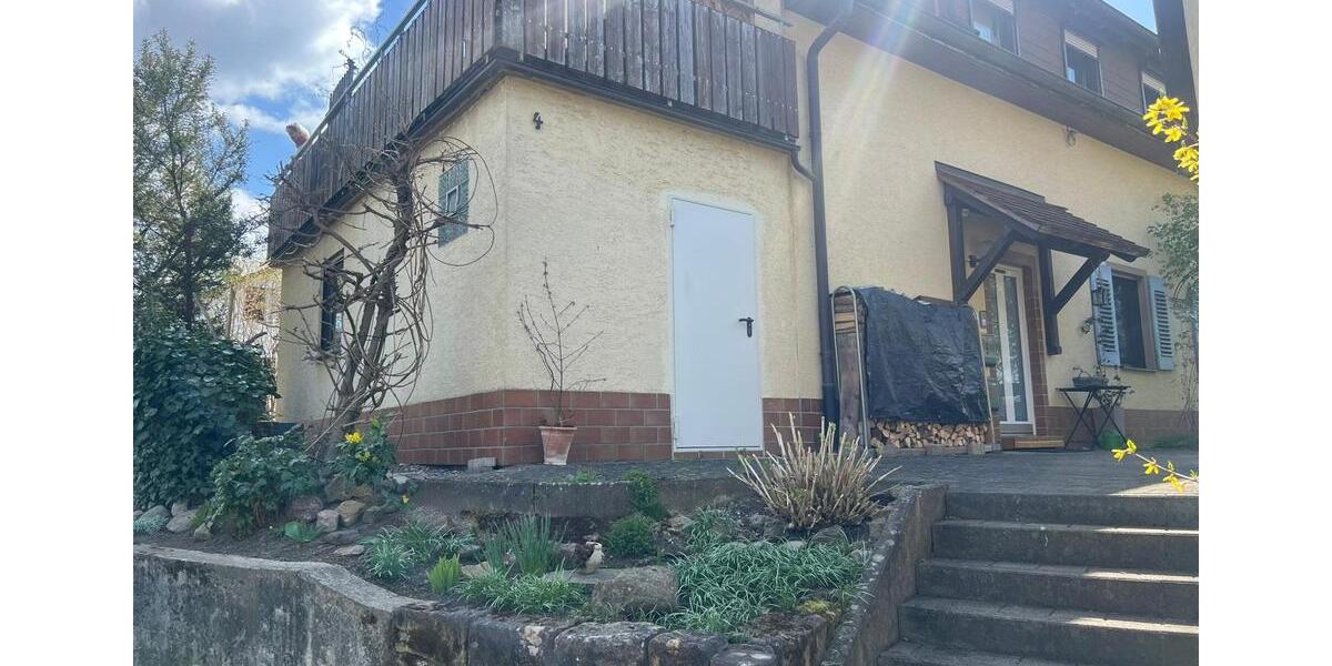 Etagenwohnung Ballrechten-Dottingen Dottingen - 3 Zimmer, 72 m&sup2;, 210.000&euro; | Angebot:20497454