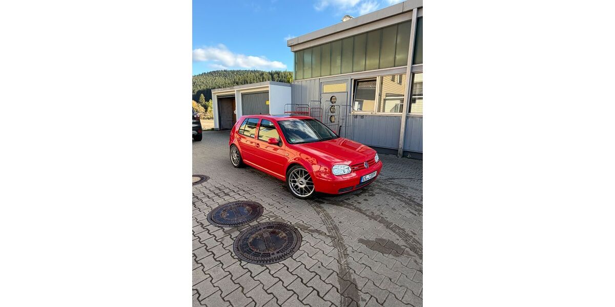 VW Golf 163.000 km 6.000 &euro; Gütenbach 78148