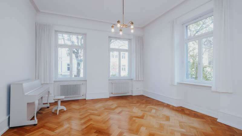 Einfamilienhaus Freiburg Oberau - 10 Zimmer, 363 m&sup2;, 2.495.000&euro; | Angebot:26837611