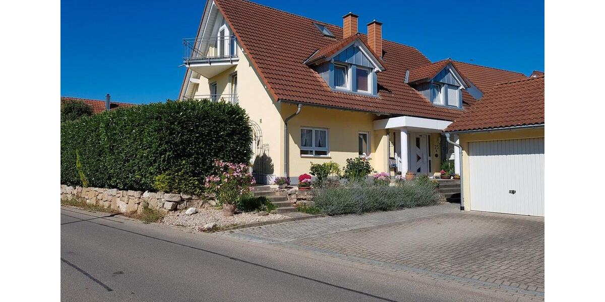 Doppelhaushälfte Bad Krozingen - 6.5 Zimmer, 165 m&sup2;, 790.000&euro; | Angebot:26465009