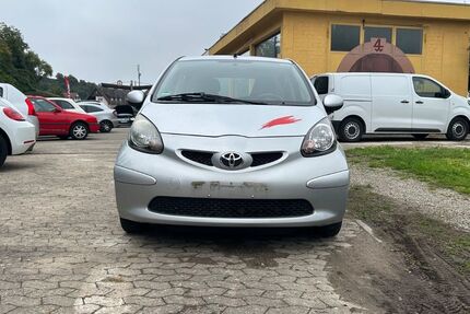 Toyota Aygo (X) 65.103 km 3.590 € Vogtsburg im Kaiserstuhl 79235