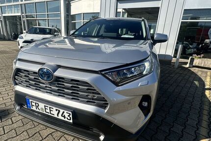 Toyota RAV 4 5.000 km 43.900 &euro; Freiburg 79111