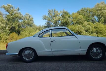 VW Karmann Ghia