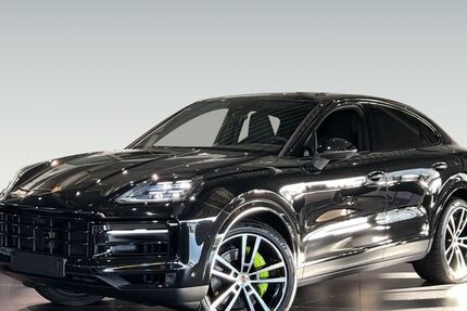 Porsche Cayenne 9.000 km 124.870 € Freiburg 79115