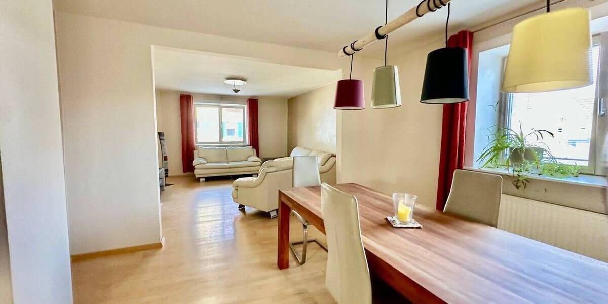 Einfamilienhaus Kenzingen - 7 Zimmer, 236 m&sup2;, 890.000&euro; | Angebot:23978594