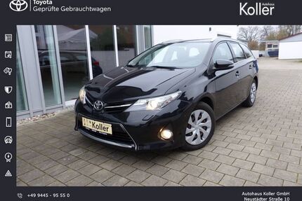 Toyota Auris Touring Sports