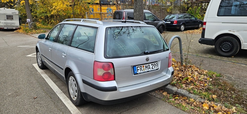 VW Passat 278.000 km 1.999 € Freiburg im Breisgau 79098