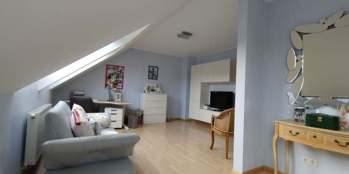 Doppelhaushälfte Umkirch - 7 Zimmer, 220 m&sup2;, 699.000&euro; | Angebot:24763429