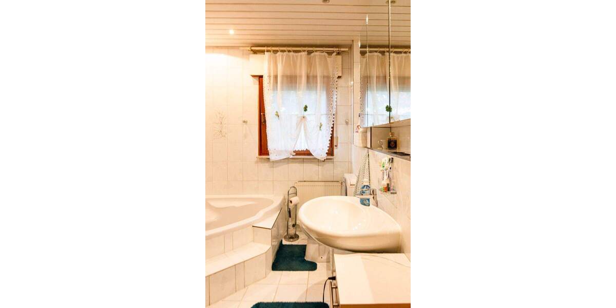 Einfamilienhaus Auggen - 6 Zimmer, 118 m&sup2;, 345.000&euro; | Angebot:25695647