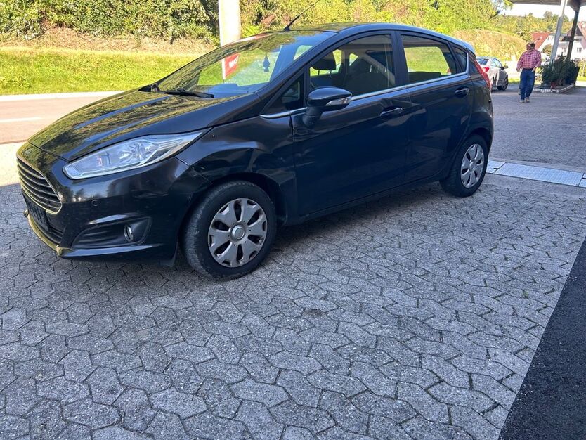 Ford Fiesta 245.590 km 2.190 € Vogtsburg im Kaiserstuhl 79235