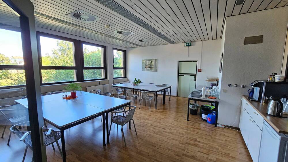 Gewerbeobjekt Freiburg im Breisgau St. Georgen - 1 Zimmer, 736 m&sup2;, 6.350&euro; | Angebot:23980762