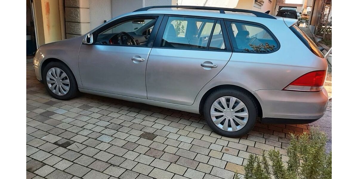 VW Golf 138.000 km 3.600 &euro; Bahlingen 79353