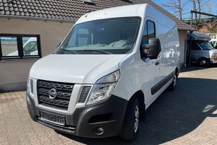 Nissan NV400