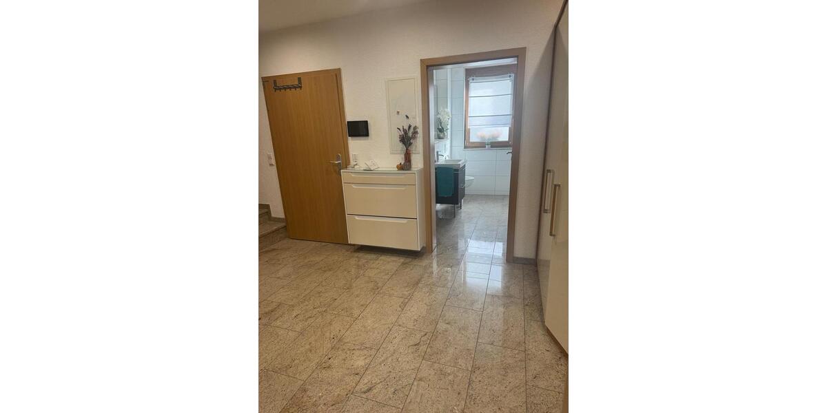 Doppelhaushälfte March - 13 Zimmer, 370 m&sup2;, 1.450.000&euro; | Angebot:24415609