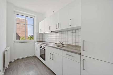 Wohnung zum Mieten in Halle 550 € 61 m²