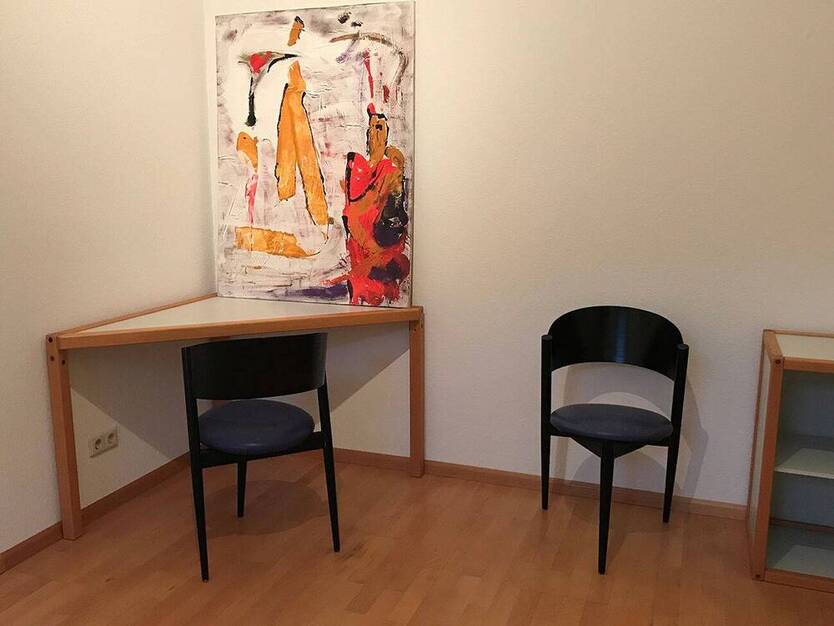 Schöne Arbeitsplätze und Büroräume in einem Innenarchitektenbüro - All-in-Miete