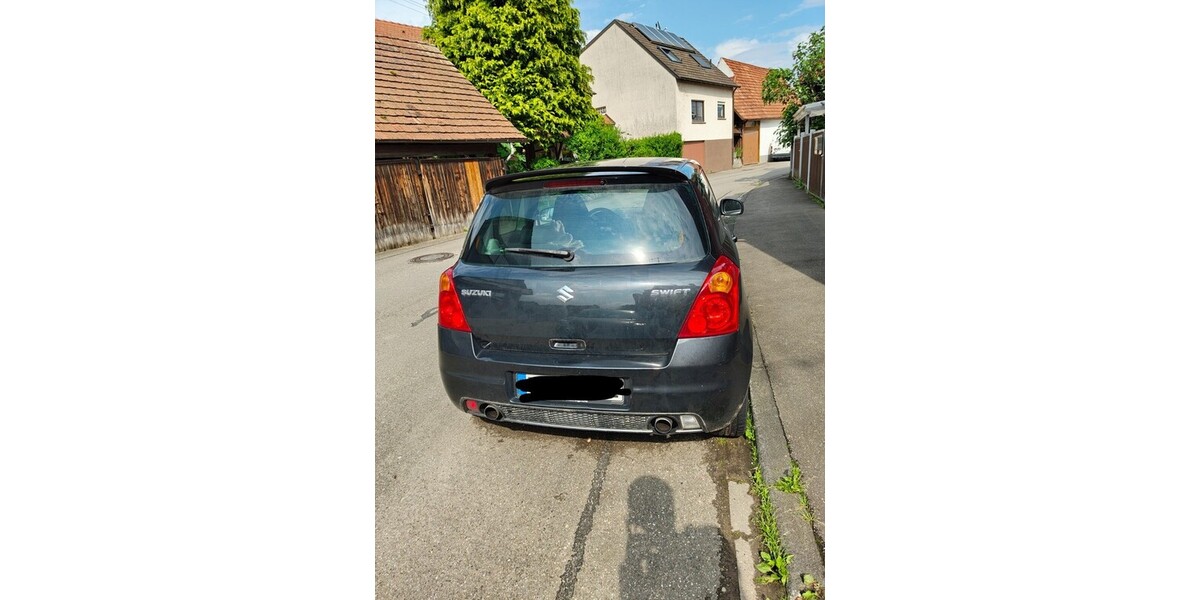 Suzuki Swift 85.000 km 8.500 &euro; Teningen 79331