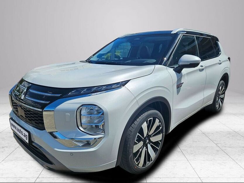 Plug-in Hybrid Outlander