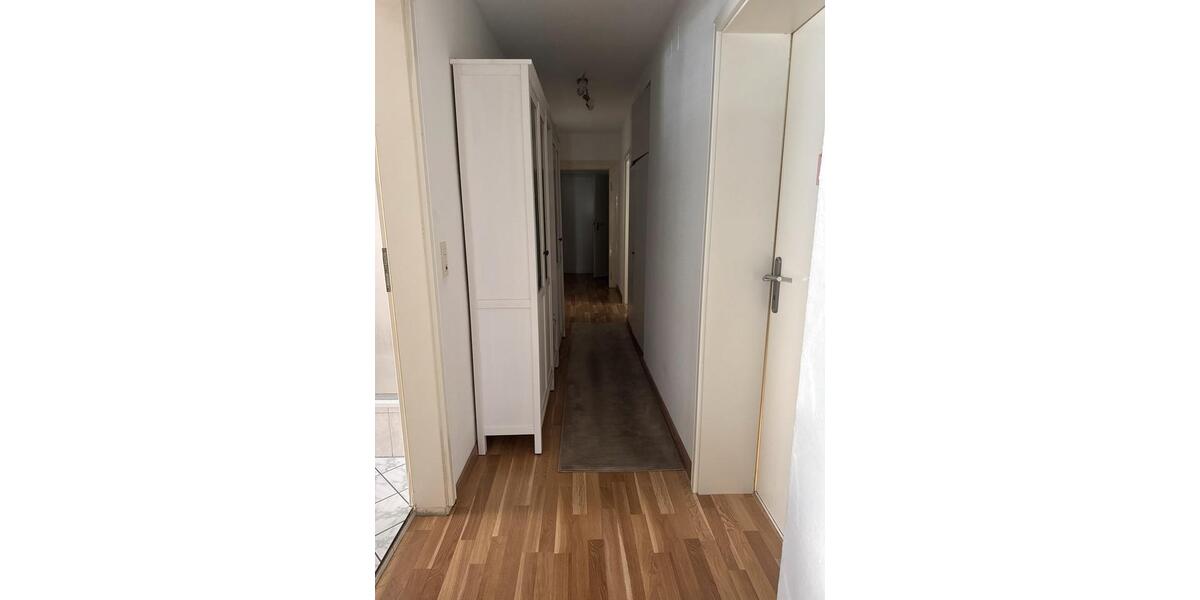 Erdgeschoßwohnung Badenweiler - 4 Zimmer, 102 m&sup2;, 325.000&euro; | Angebot:26957438