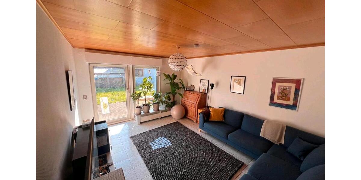 Einfamilienhaus Ihringen - 8 Zimmer, 214 m&sup2;, 1.900&euro; | Angebot:26051482