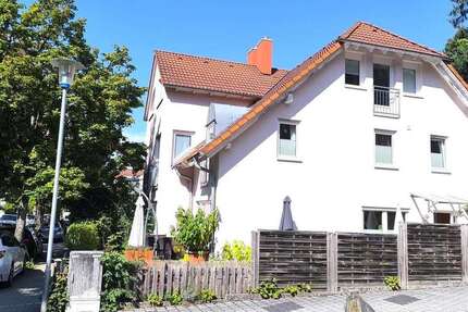 Haus Staufen im Breisgau - 5.5 Zimmer, 154 m&sup2;, 650.000&euro; | Angebot:26186029