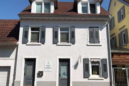 Haus Müllheim - 8 Zimmer, 127 m&sup2;, 448.000&euro; | Angebot:26983647
