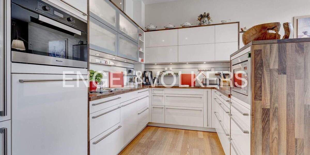Etagenwohnung Freiburg im Breisgau Herdern - 3 Zimmer, 110 m&sup2;, 930.000&euro; | Angebot:25709567