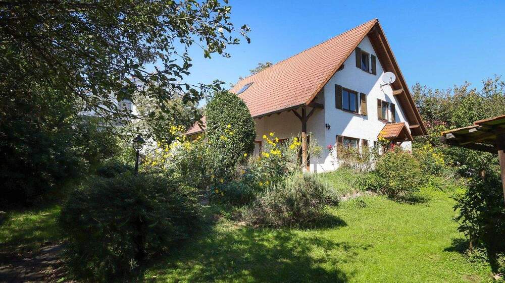 Einfamilienhaus Freiburg Munzingen - 1 Zimmer, 296 m&sup2;, 1.800.000&euro; | Angebot:25716432