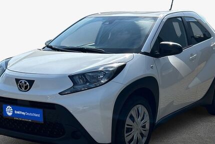 Toyota Aygo (X) 16.815 km 14.990 &euro; Freiburg 79108