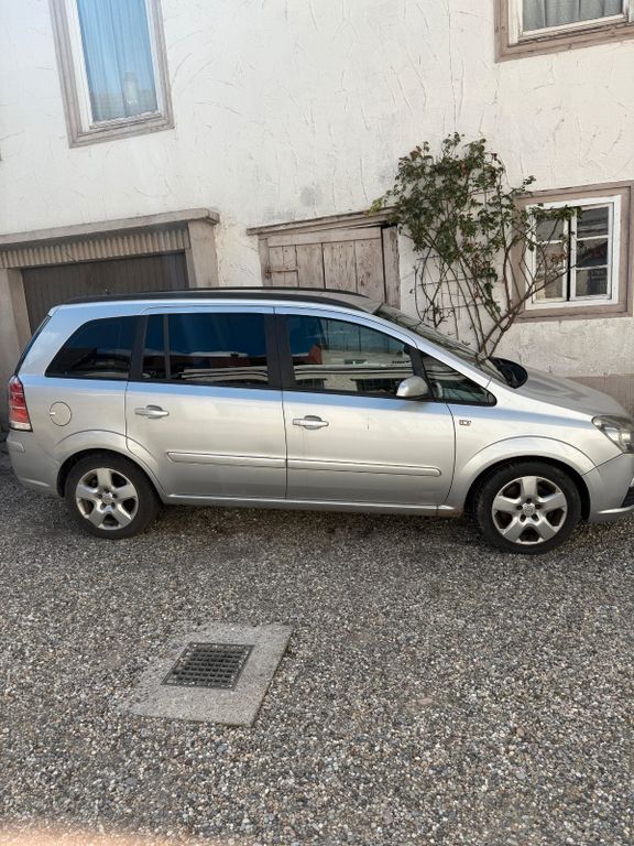 Opel Zafira 250.400 km 950 € Ettenheim 77955