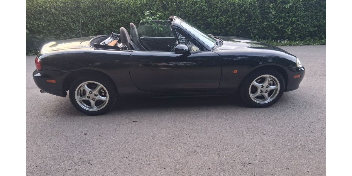 Mazda MX-5 240.000 km 8.500 &euro; Bad Krozingen 79189