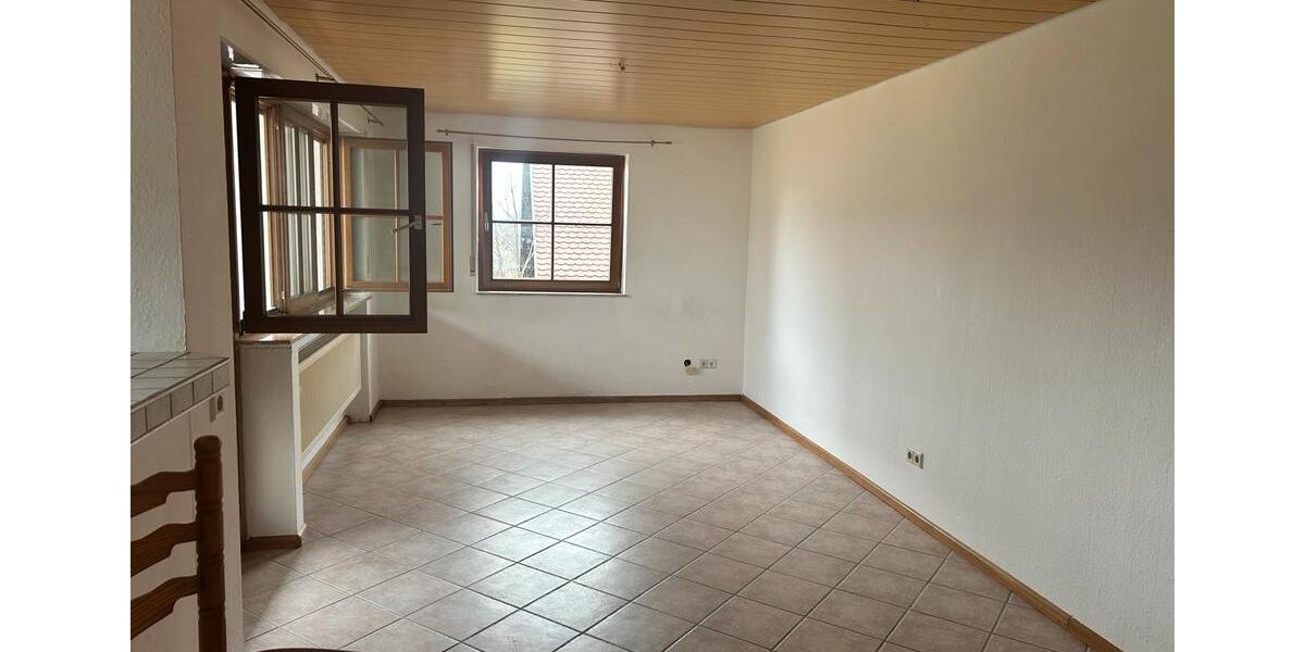 Etagenwohnung Heitersheim - 3 Zimmer, 78 m&sup2;, 1.320&euro; | Angebot:25049682