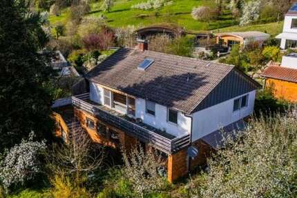 Haus Badenweiler - 7 Zimmer, 190 m&sup2;, 320.000&euro; | Angebot:26435690