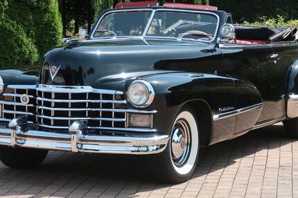 Cadillac Andere 55.000 km 89.900 € Bahlingen 79353