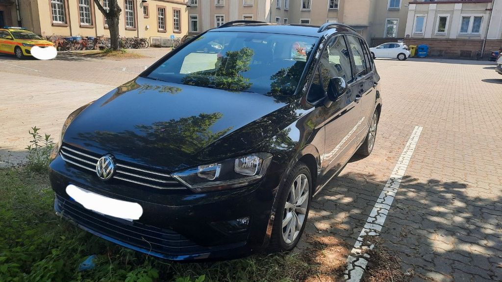 VW Golf Sportsvan 18.000 km 18.990 &euro; Müllheim i. M. 79379