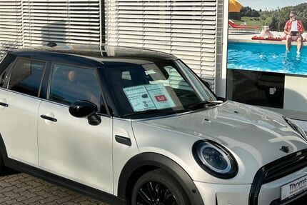 Mini Cooper 61.985 km 27.890 &euro; Sexau 79350