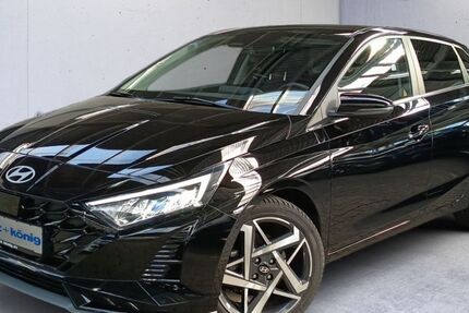 Hyundai i20 15.800 km 18.490 &euro; Freiburg im Breisgau 79108
