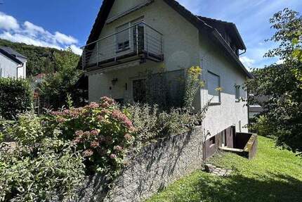 Beliebte Lage, großer Garten, viele Ideen 6 zimmer