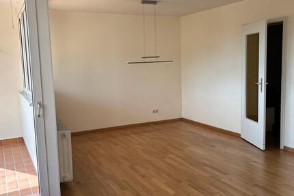 Wohnung Staufen im Breisgau - 2.5 Zimmer, 68 m&sup2;, 250.000&euro; | Angebot:27195197