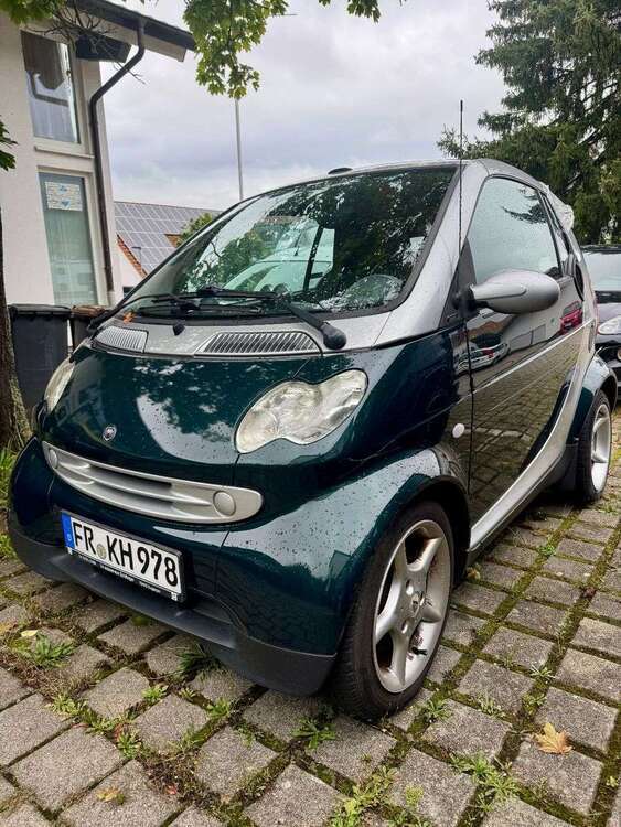 Smart forTwo 99.867 km 3.250 € Ebringen 79285