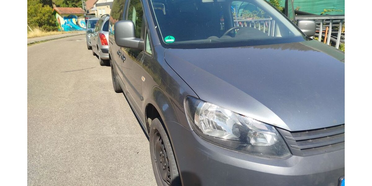 VW Caddy 123.000 km 8.900 &euro; bad Krozingen 79189