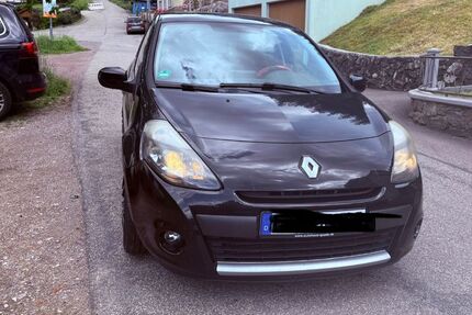 Renault Clio 172.000 km 2.800 &euro; todtnau 79674