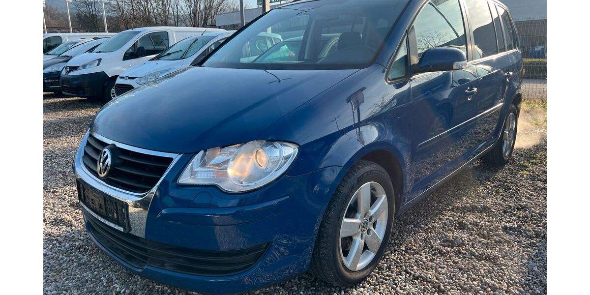 VW Touran 189.000 km 4.950 &euro; Freiburg im Breisgau 79108