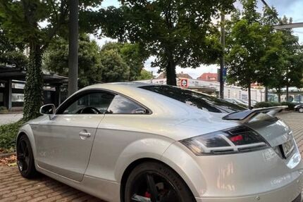 Audi TT 208.000 km 7.499 € Endingen 79346