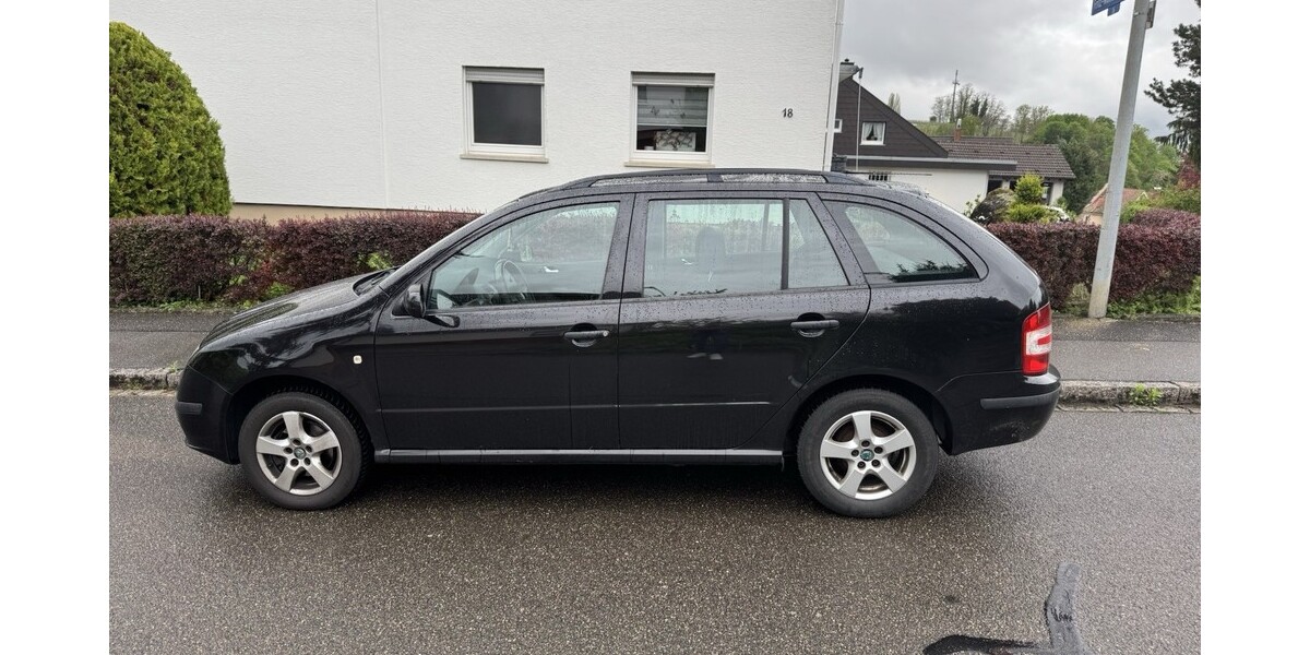 Skoda Fabia 341.000 km 1.300 &euro; Müllheim 79379