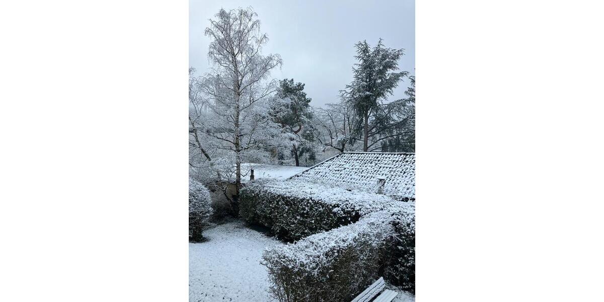 Etagenwohnung Freiburg im Breisgau Ebnet - 3 Zimmer, 80 m&sup2;, 1.350&euro; | Angebot:24639673