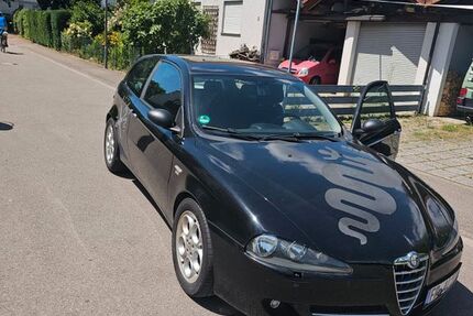 Alfa Romeo 147 88.500 km 2.150 &euro; Schallstadt 79227