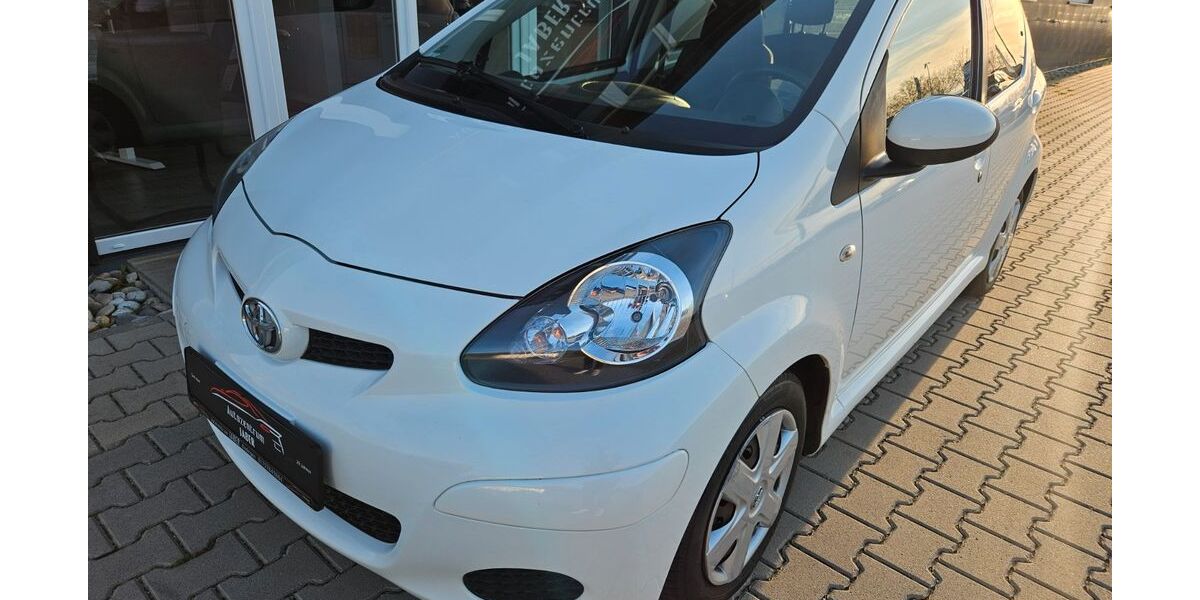 Toyota Aygo (X) 132.000 km 3.300 &euro; Endingen am Kaiserstuhl 79346